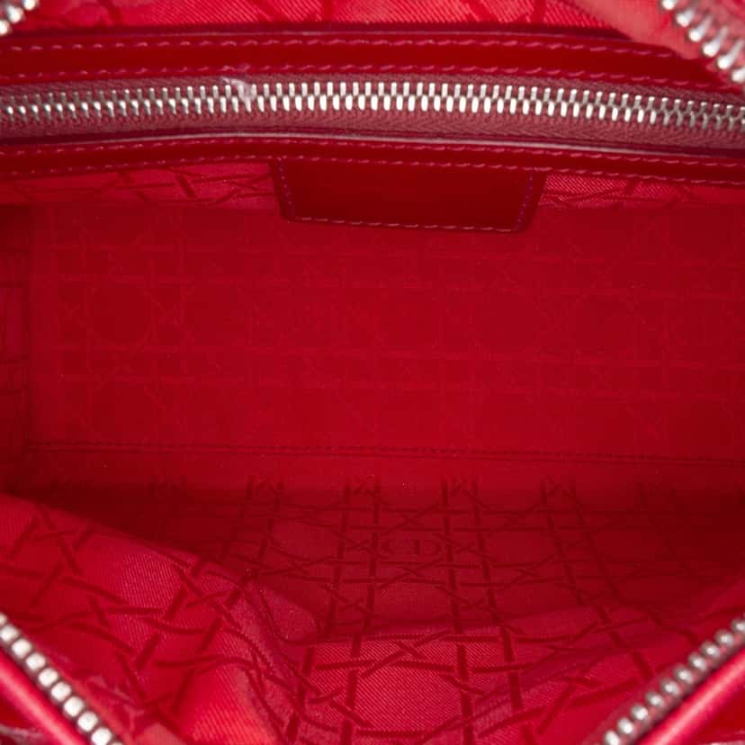Dior Medium Patent Cannage Lady Dior Red Leather Good condition - Model View