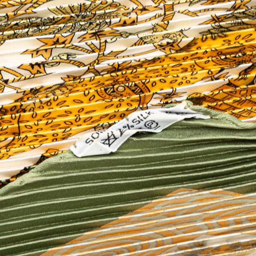 Hermès Les Legendes de L Arbre Pleated Silk Scarf Green Silk Good condition - Inside View