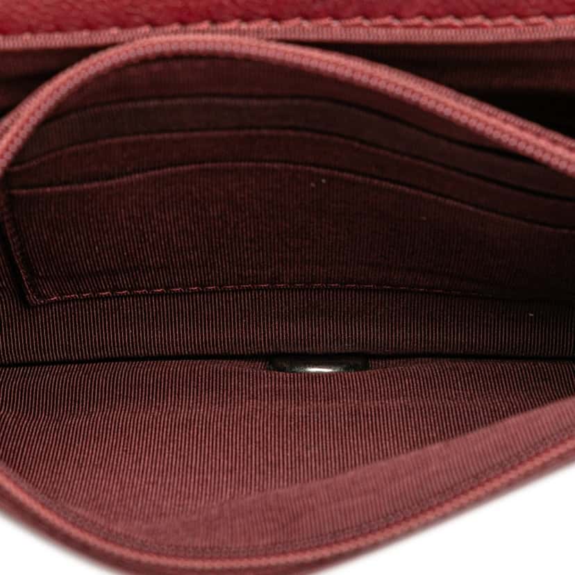 Chanel Small Calfskin Boy Reverso Flap Red Leather Good condition - Box View