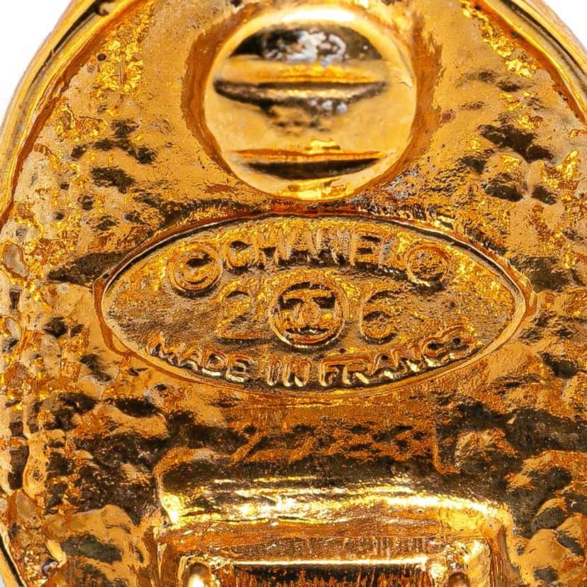 Chanel Gold Plated CC Crown Clip On Earrings Gold Metal Very good condition - Inside View
