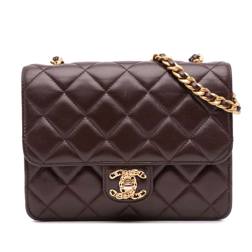 Chanel Mini Quilted Shiny Lambskin Single Flap Red Leather Good condition - Front View