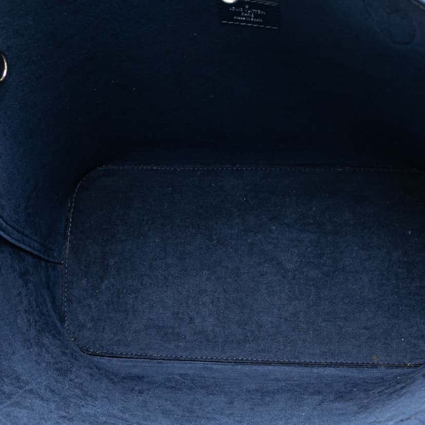 Louis Vuitton Epi Neverfull MM Blue Leather Good condition - Model View