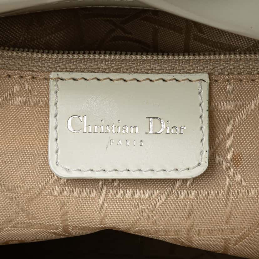 Dior Mini Lambskin Cannage Lady Dior White Leather Good condition - Box View