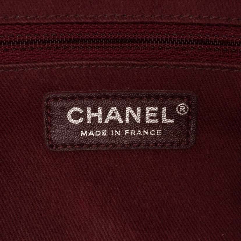 Chanel Small Quilted Distressed Calfskin Easy Flap Blue Leather Good condition - Box View