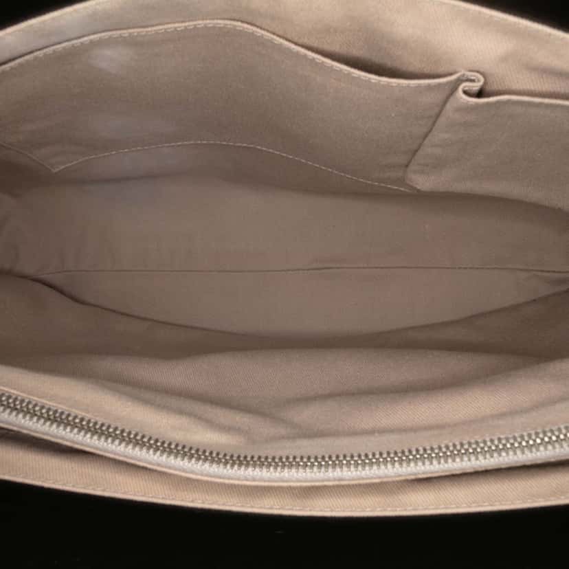 Chanel Quilted Aged Calfskin Be CC Shopper Tote Black Leather Good condition - Box View