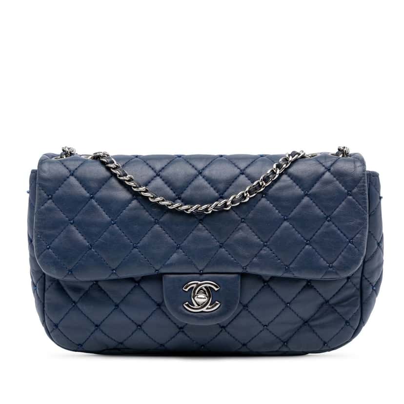 Chanel Small Quilted Lambskin Beaded Single Flap Blue Leather Good condition - Front View
