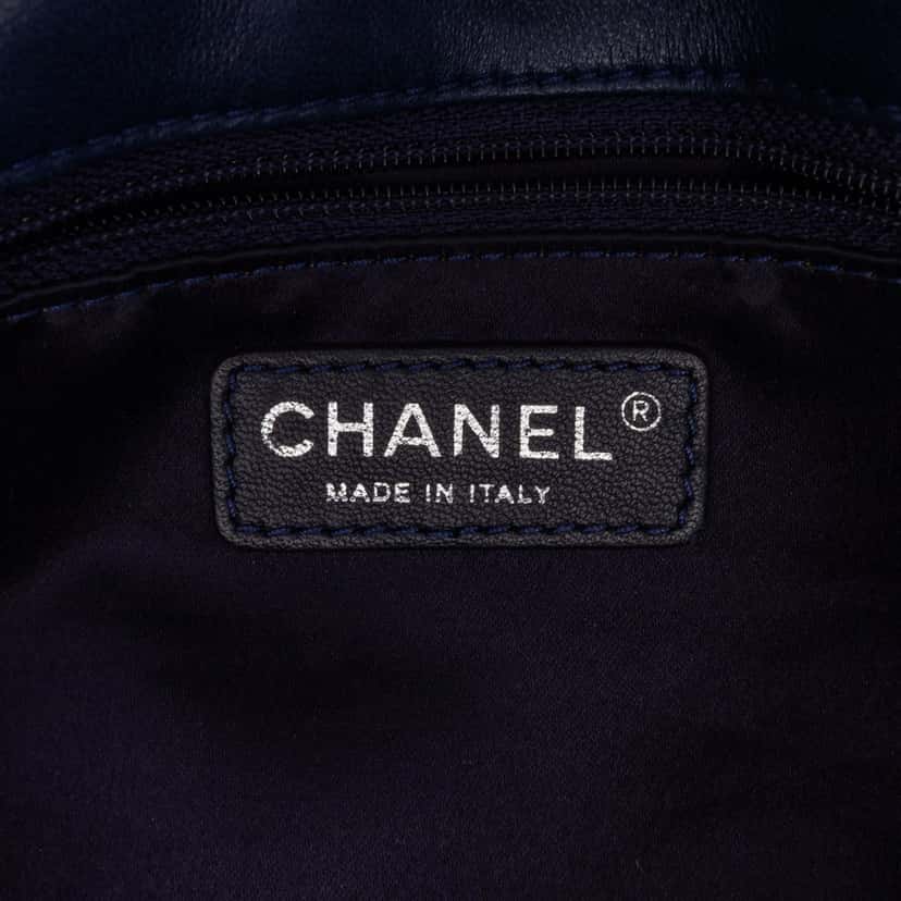 Chanel Small Quilted Lambskin Beaded Single Flap Blue Leather Good condition - Box View