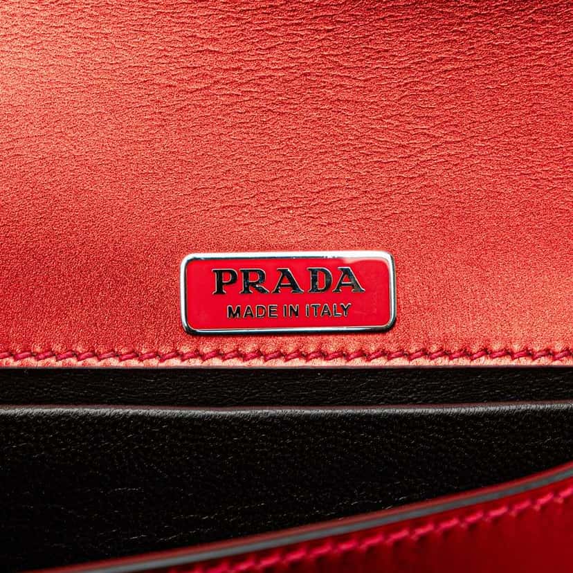 Prada Saffiano Trimmed City Calf Cahier Crossbody Red Leather Good condition - Box View