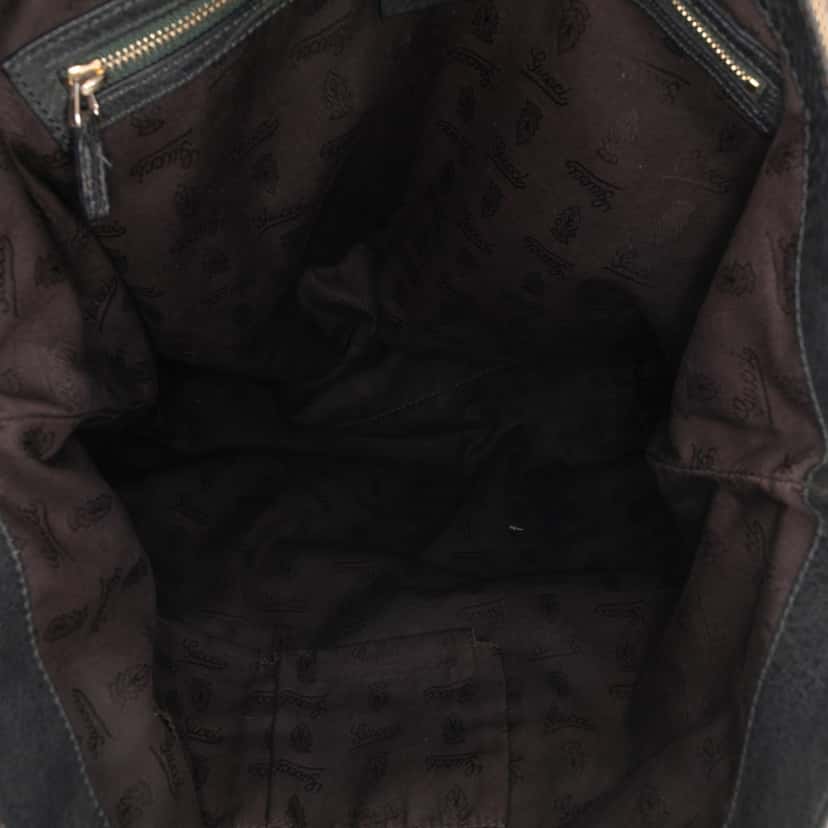 Gucci Large GG Canvas GG Charm Tote Brown Canvas Good condition - Model View