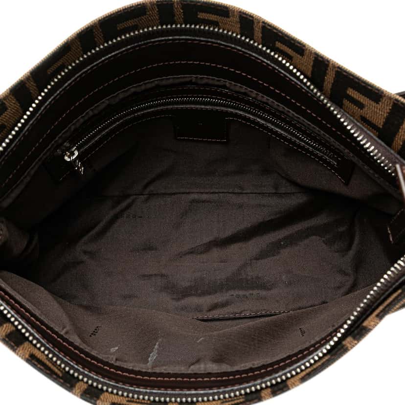 Fendi Zucca Canvas Shoulder Bag Brown Canvas Good condition - Model View