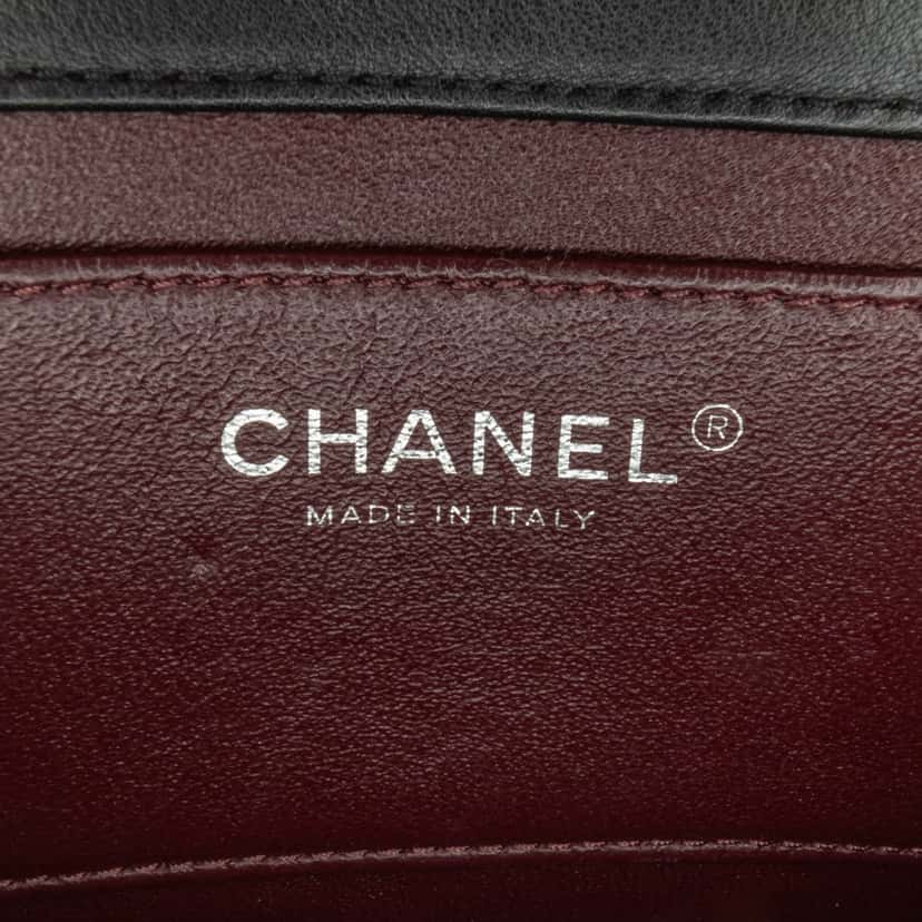 Chanel Mini Calfskin Propeller Flap Black Leather Very good condition - Box View