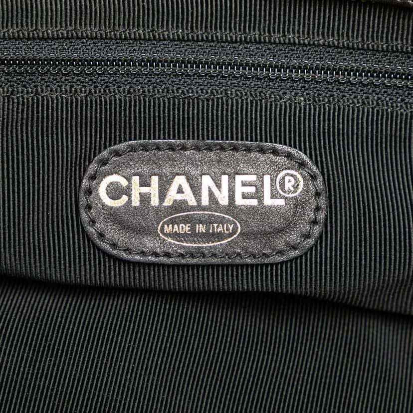 Chanel CC Lambskin Chain Tote Black Leather Fair condition - Box View