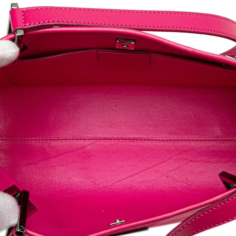 Gucci Satin Shoulder Bag Pink Satin Good condition - Model View