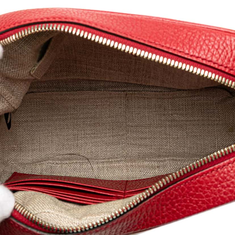 Gucci GG Canvas Bree Crossbody Brown Canvas Good condition - Model View