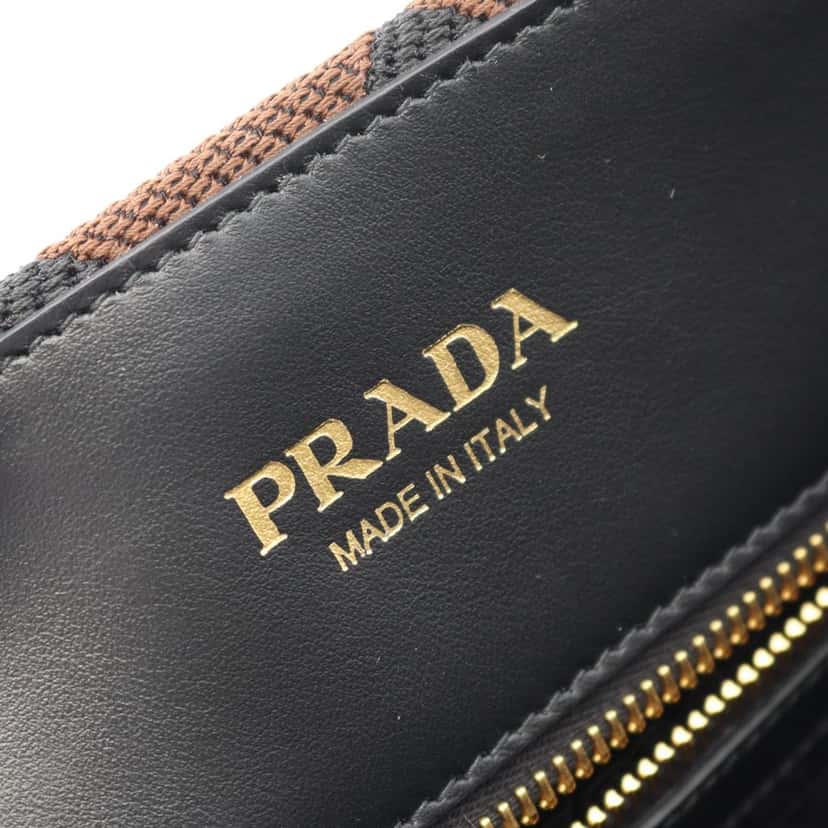 Prada Canvas Triangolo Symbole Shopping Tote Brown Canvas Very good condition - Model View