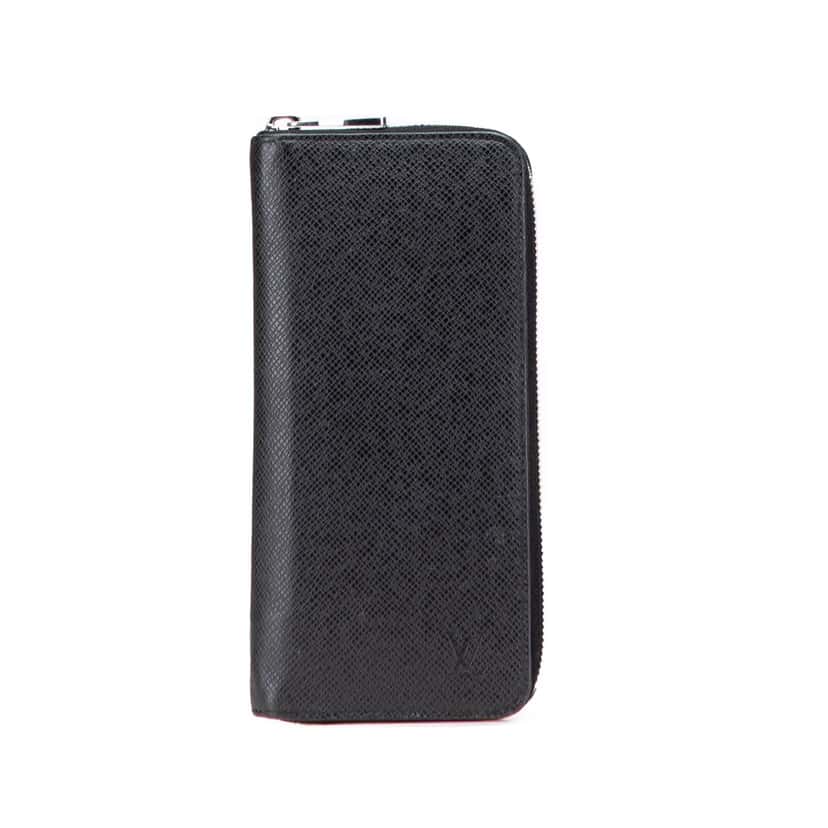 Louis Vuitton Taiga Zippy Vertical Long Wallet Black Leather Good condition - Front View