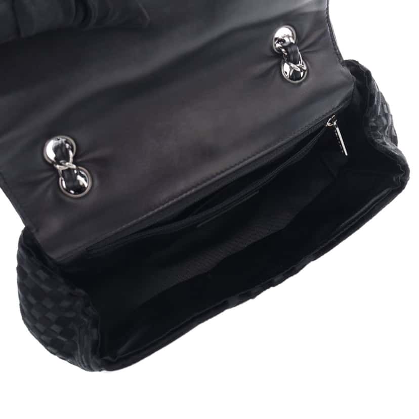 Chanel CC Check Embossed Velvet Belted Side Flap Black Velvet Good condition - Model View