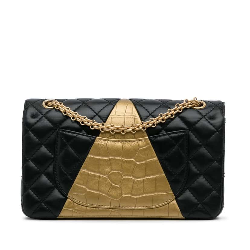 Chanel Medium Croc Embossed Lambskin 2.55 Reissue Double Flap Bag Black Leather Good condition - Model View