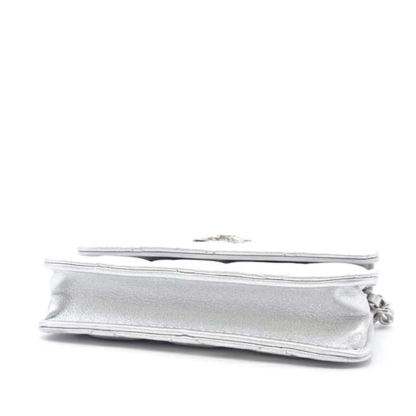Chanel Metallic Lambskin Crystal Star Chain Belt Bag Silver Leather Good condition - Inside View