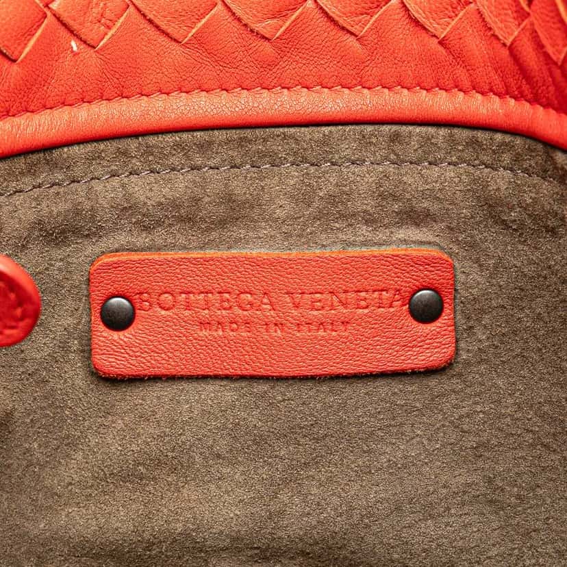 Bottega Veneta Medium Nappa Intrecciato Garda Tote Red Leather Good condition - Box View