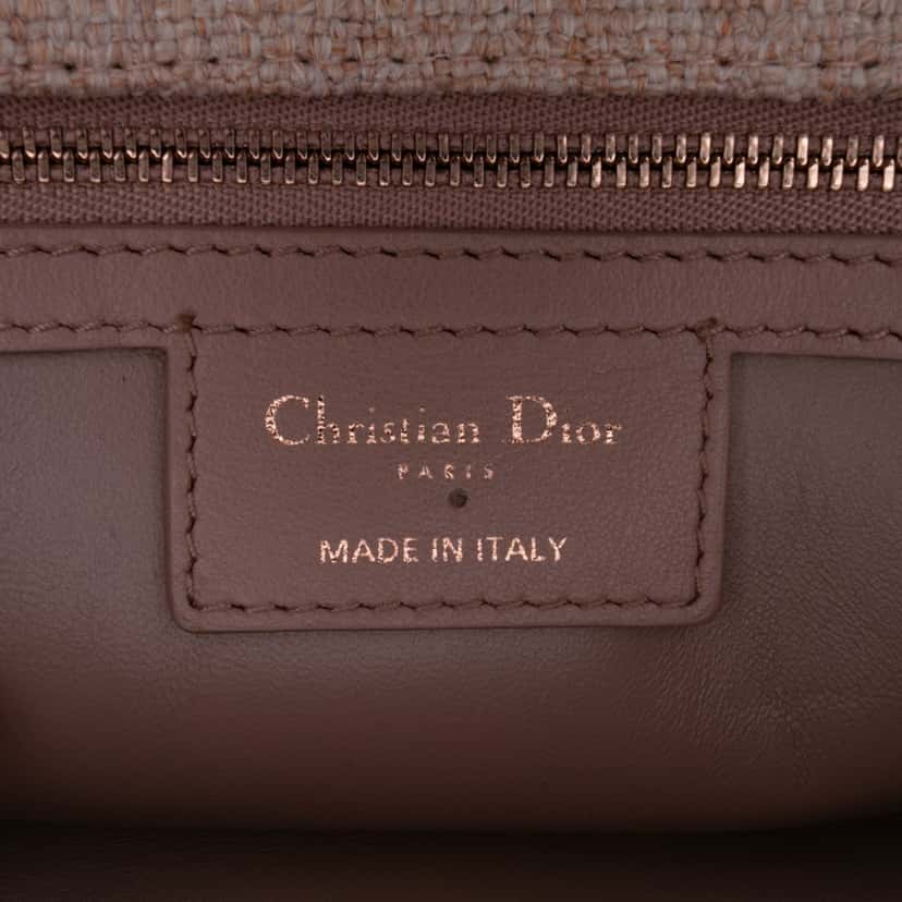 Dior Small Tweed Macrocannage Caro Bag Pink Tweed Good condition - Box View