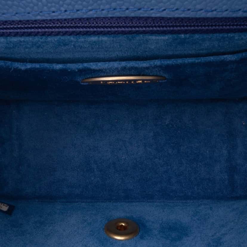 Chanel Mini Classic Caviar Pure Flap Blue Leather Good condition - Model View