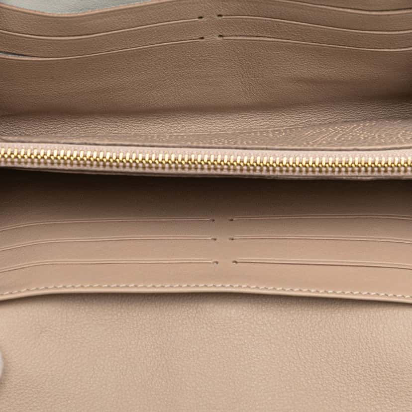 Louis Vuitton Monogram Mahina Iris Wallet Brown Leather Good condition - Model View