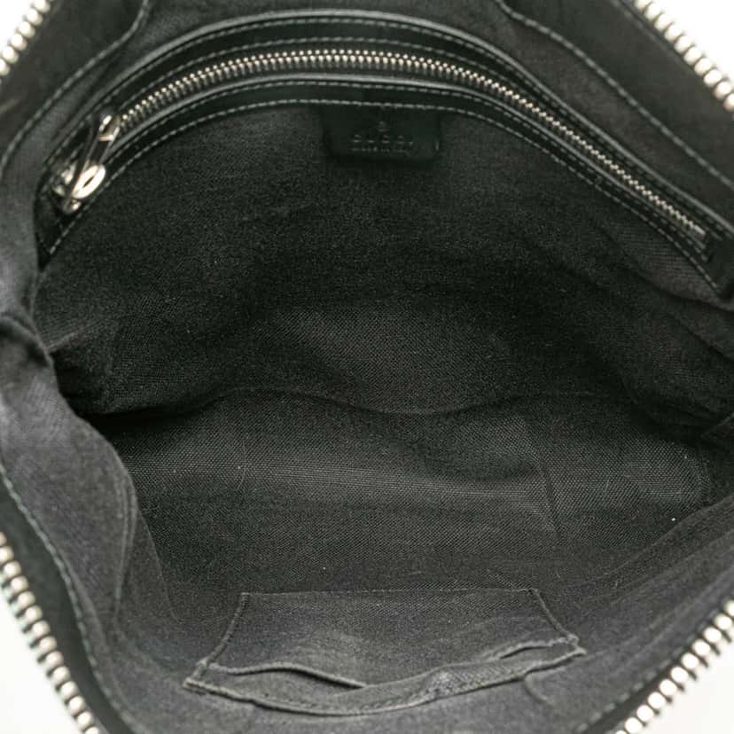 Gucci Medium GG Supreme Web Crossbody Black Canvas Good condition - Model View
