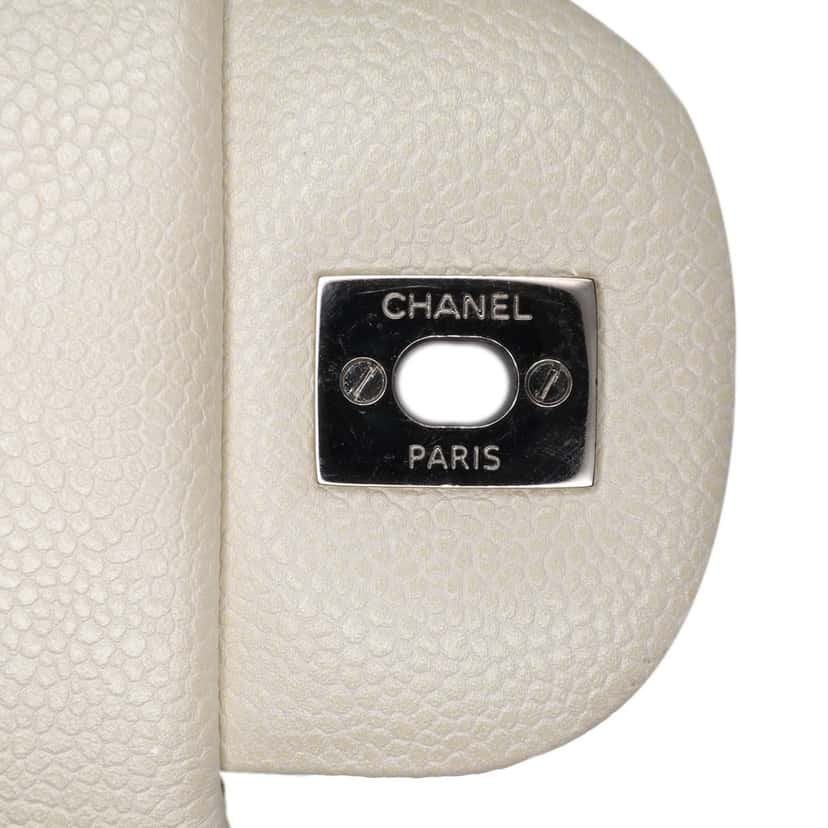 Chanel Jumbo Classic Caviar Double Flap White Leather Good condition - Box View