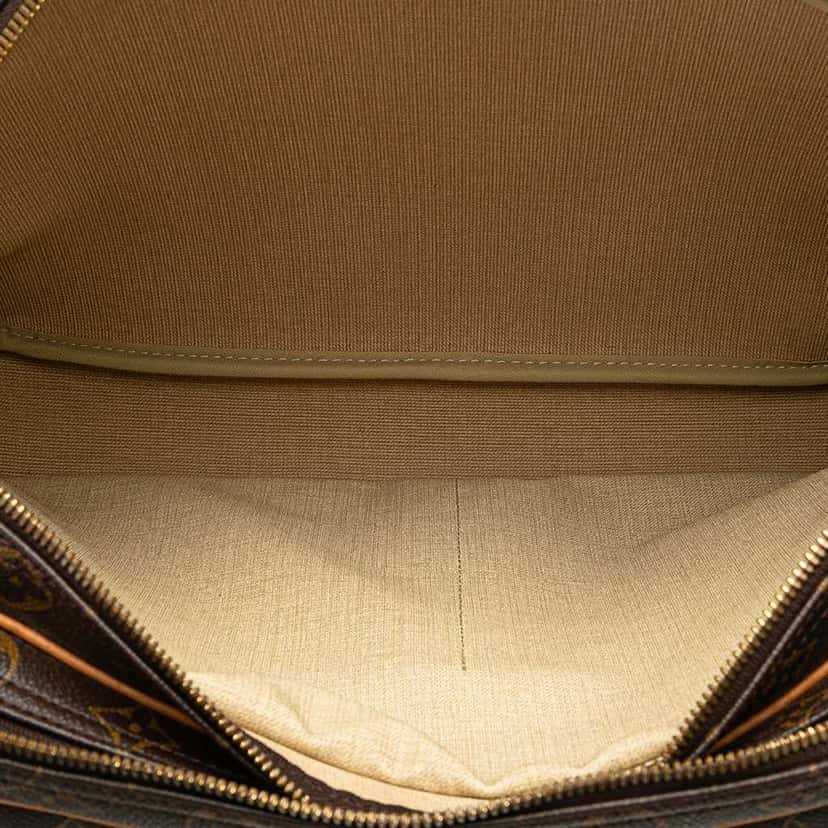 Louis Vuitton Monogram Reporter GM Brown Canvas Good condition - Model View