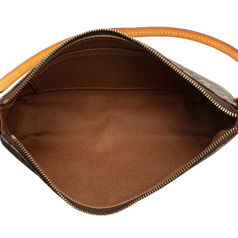 Louis Vuitton Monogram Pochette Accessoires Brown Canvas Good condition - Model View