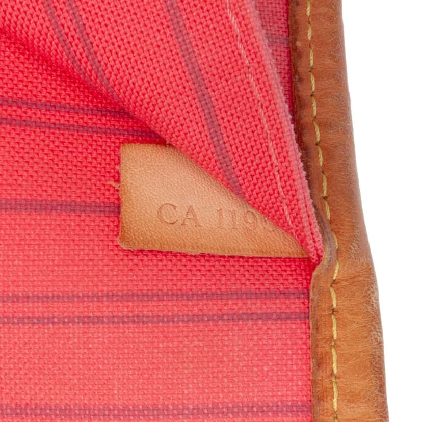 Louis Vuitton Monogram V Neverfull MM Brown Canvas Good condition - Box View