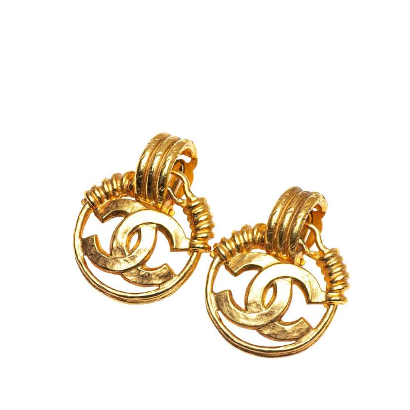 Chanel Gold Plated CC Swing Clip On Earrings Gold Metal Good condition - Front View