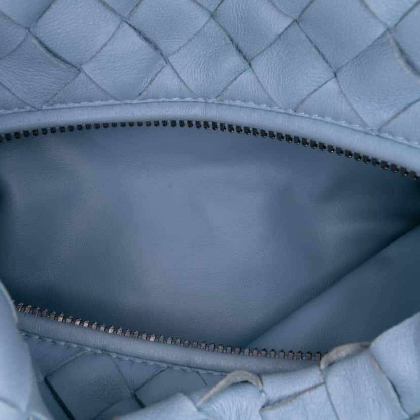 Bottega Veneta Mini Nappa Intrecciato Jodie Blue Leather Good condition - Model View