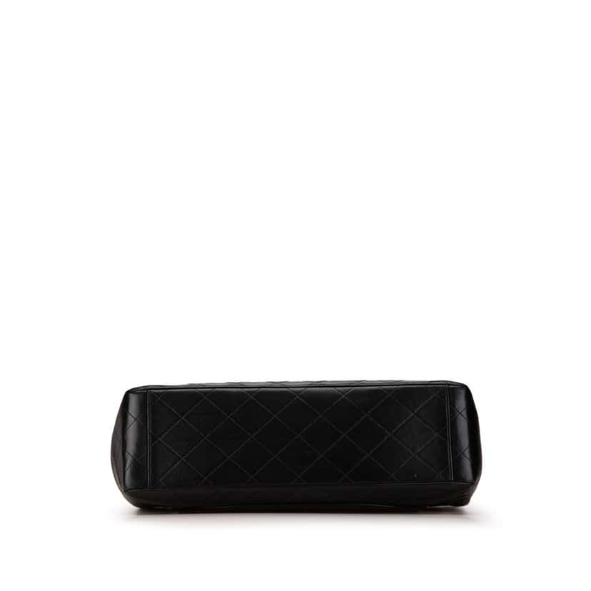 Chanel Maxi XL Classic Lambskin Single Flap Black Leather Fair condition - Inside View