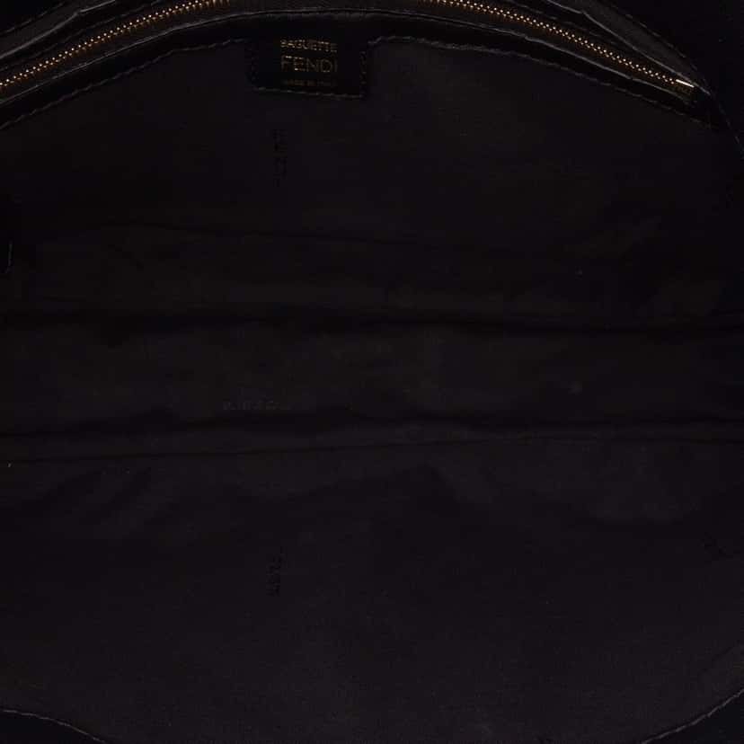 Fendi Large Zucca Embossed Leather Baguette Satchel Black Leather Good condition - Model View