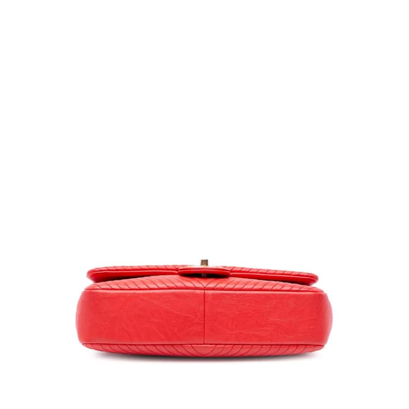 Chanel Medium Chevron Wrinkled Calfskin Medallion Charm Flap Red Leather Good condition - Inside View
