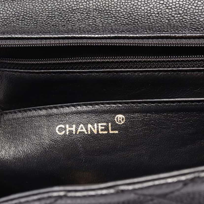 Chanel Caviar Kelly Top Handle Bag Black Leather Good condition - Model View