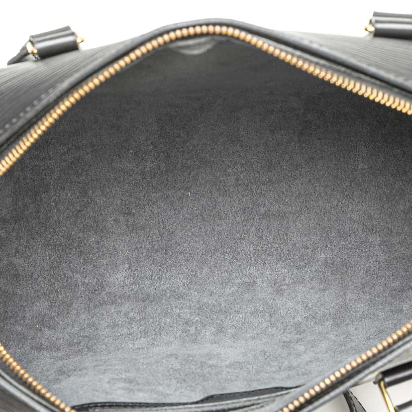 Louis Vuitton Epi Soufflot Black Leather Good condition - Model View