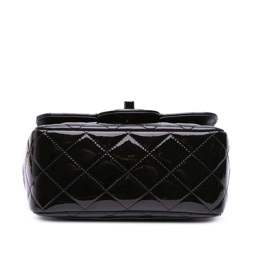Chanel Mini Square Classic Patent So Black Single Flap Black Leather Good condition - Inside View