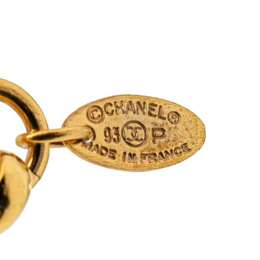 Chanel Gold Plated CC Round Pendant Necklace Gold Metal Good condition - Back View
