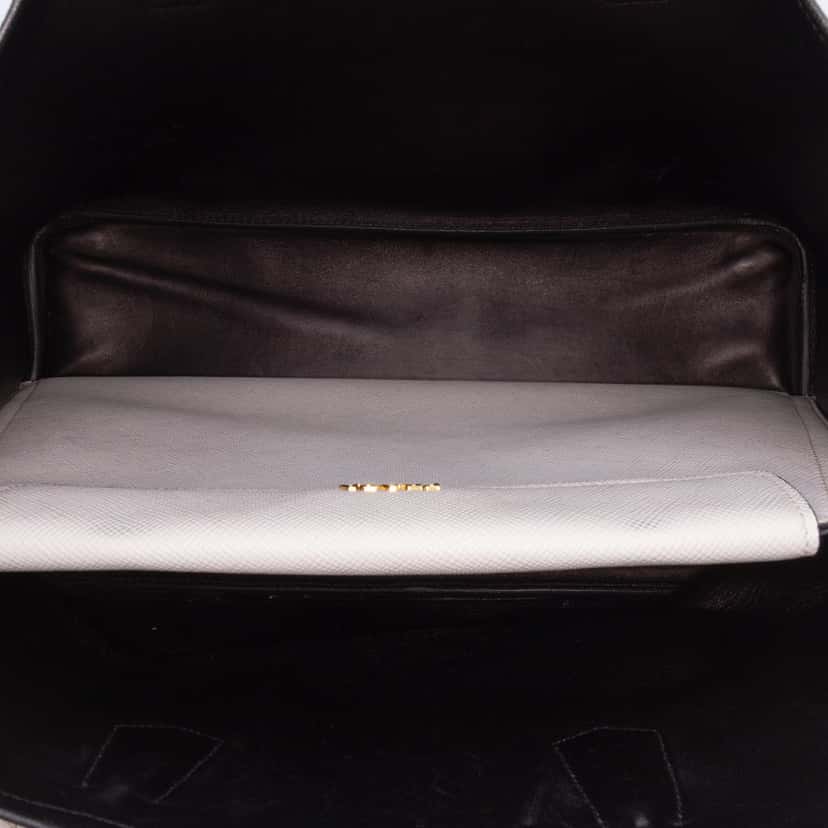 Prada Large Saffiano Cuir Double Satchel White Leather Good condition - Model View