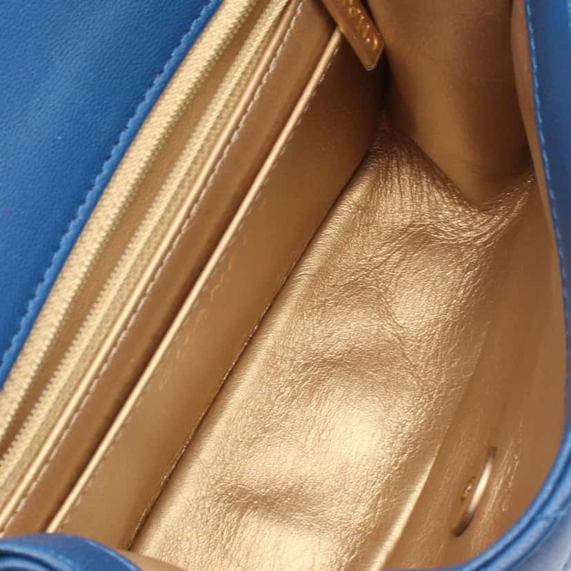 Chanel Mini Square Classic Lambskin Pearl Crush Single Flap Blue Leather Good condition - Inside View