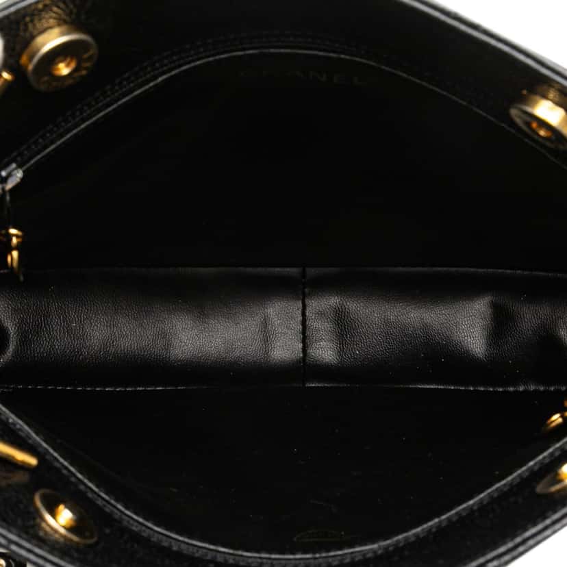 Chanel Quilted Caviar Chain Tote Black Leather Good condition - Model View