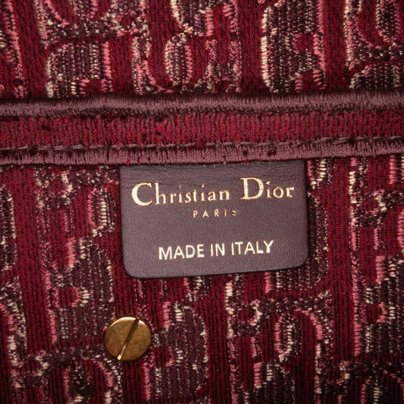 Dior Oblique Velvet Embroidered Saddle Bag Red Velvet Very good condition - Box View
