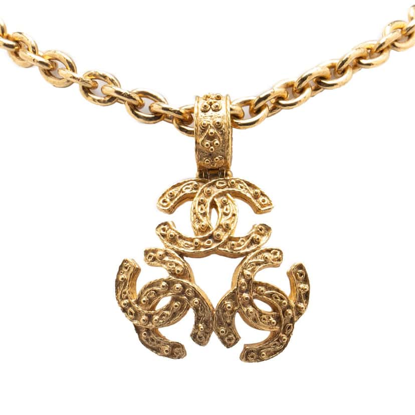Chanel Gold Plated Triple CC Pendant Necklace Gold Metal Good condition - Front View