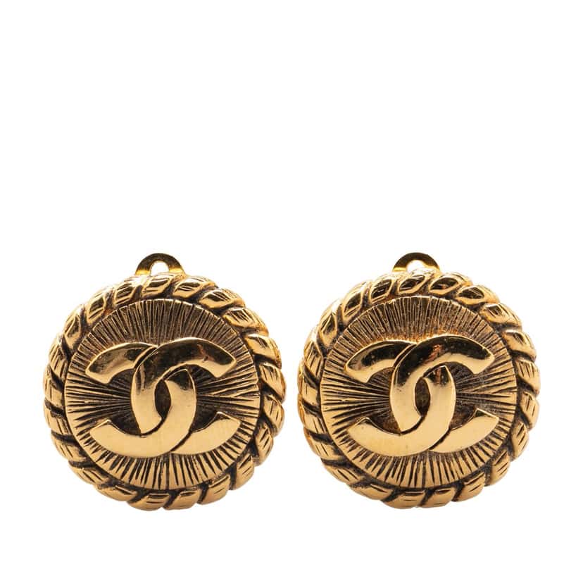 Chanel Gold Plated CC Round Clip on Earrings Gold Metal Good condition - Front View