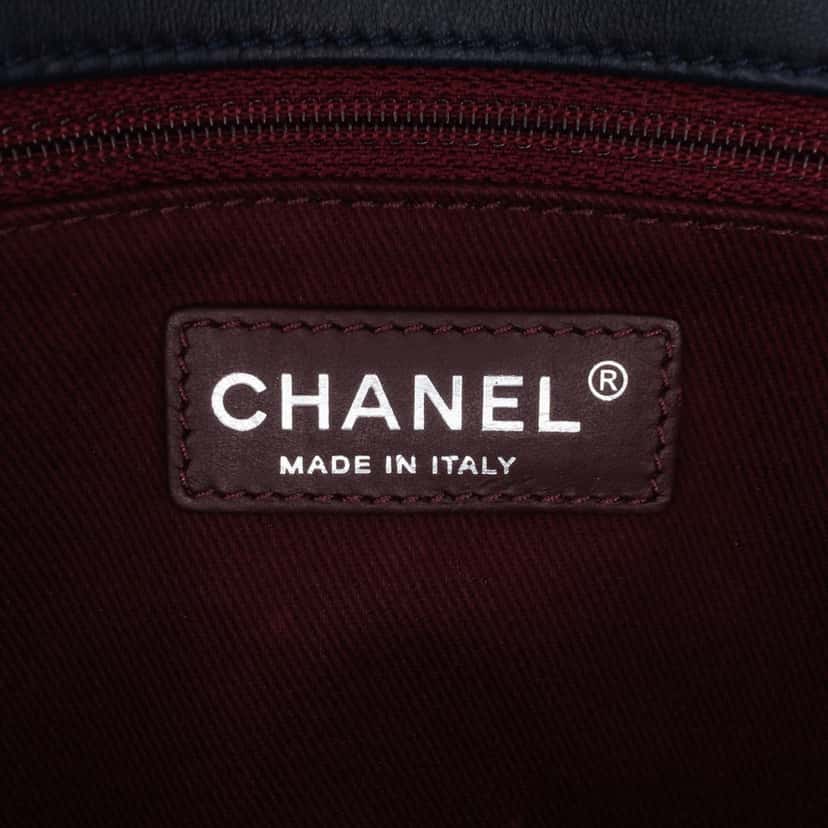Chanel Jumbo Double Stitch Chevron Lambskin Single Flap Blue Leather Good condition - Box View