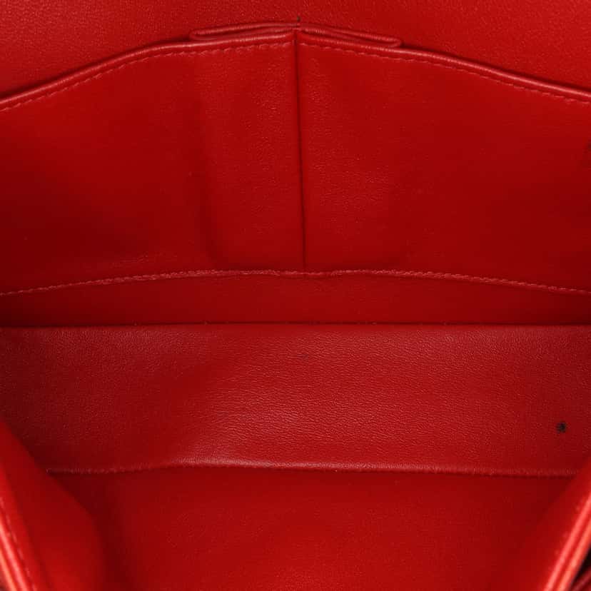 Chanel Medium Classic Lambskin Double Flap Red Leather Good condition - Model View