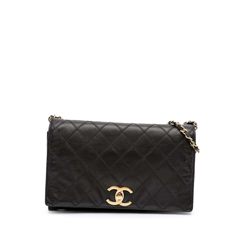 Chanel Small CC Quilted Lambskin Turnlock Full Single Flap Black Leather Good condition - Front View